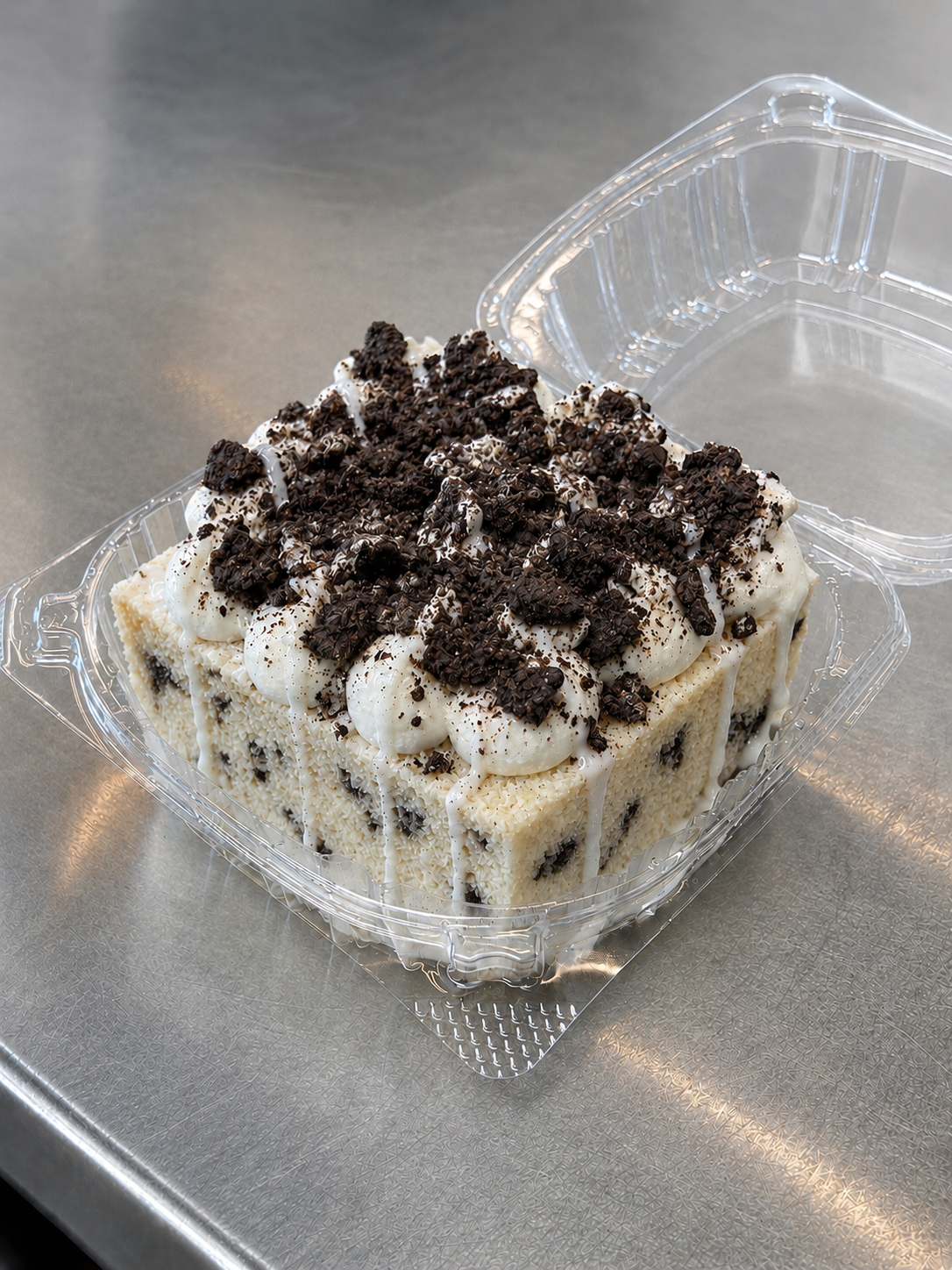 Cookies & Cream Tres Leches