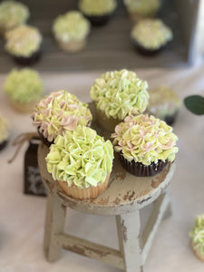 Hydrangea Cupcakes
