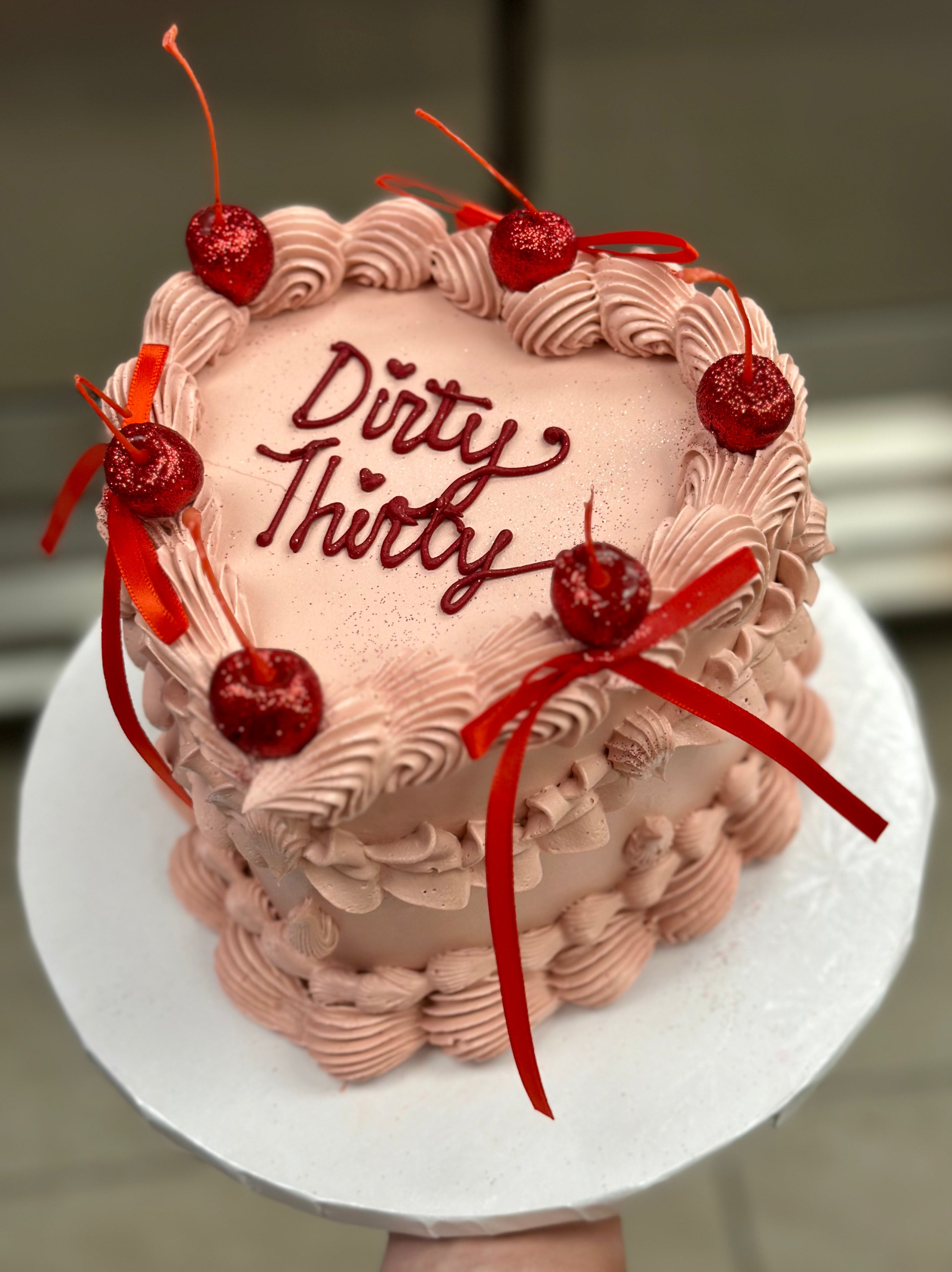 Dirty Thirty Vintage Heart