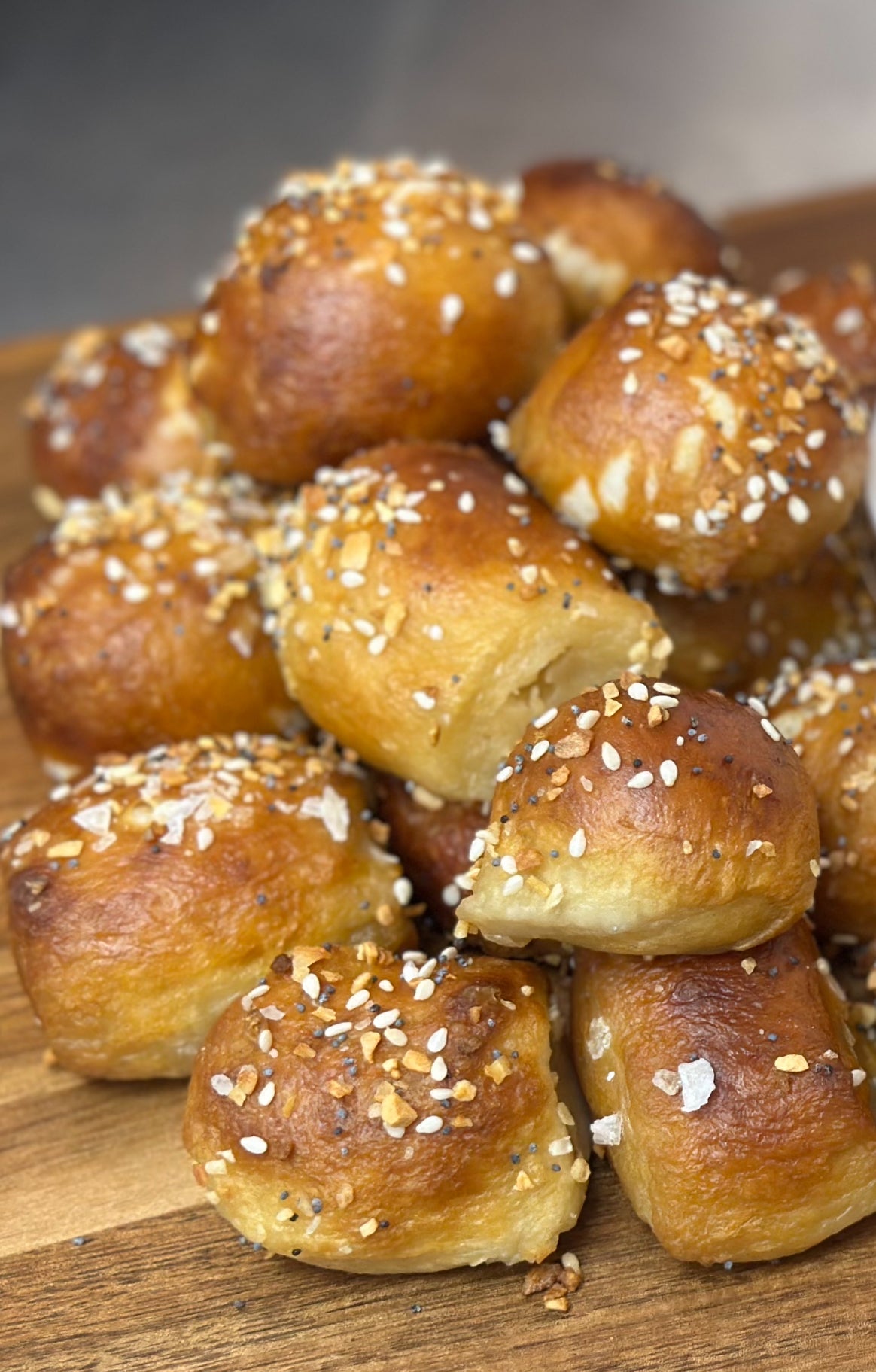 Everything Bagel Pretzel Bites